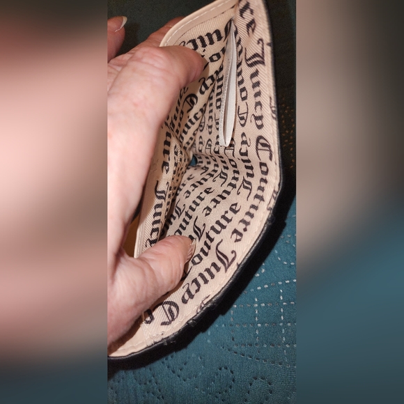 Juicy Couture Black Quilted Wallet - Picture 7 of 9